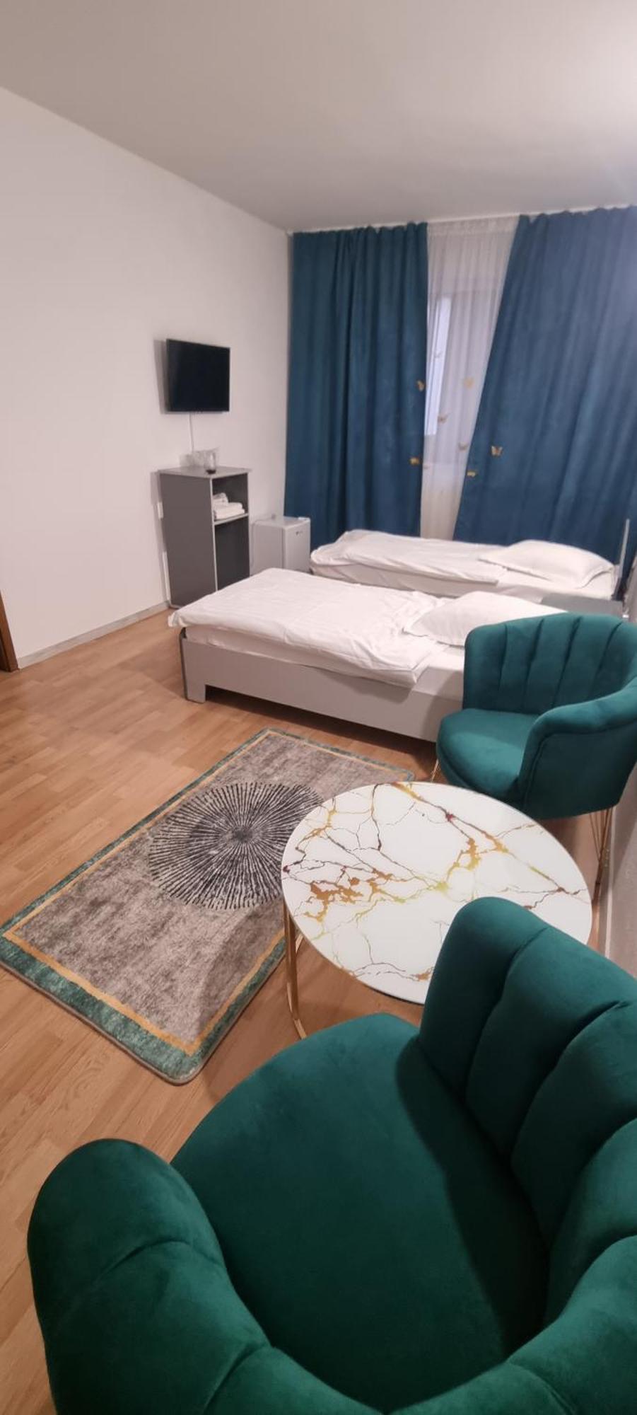 Casablanca Hostel Craiova Kültér fotó