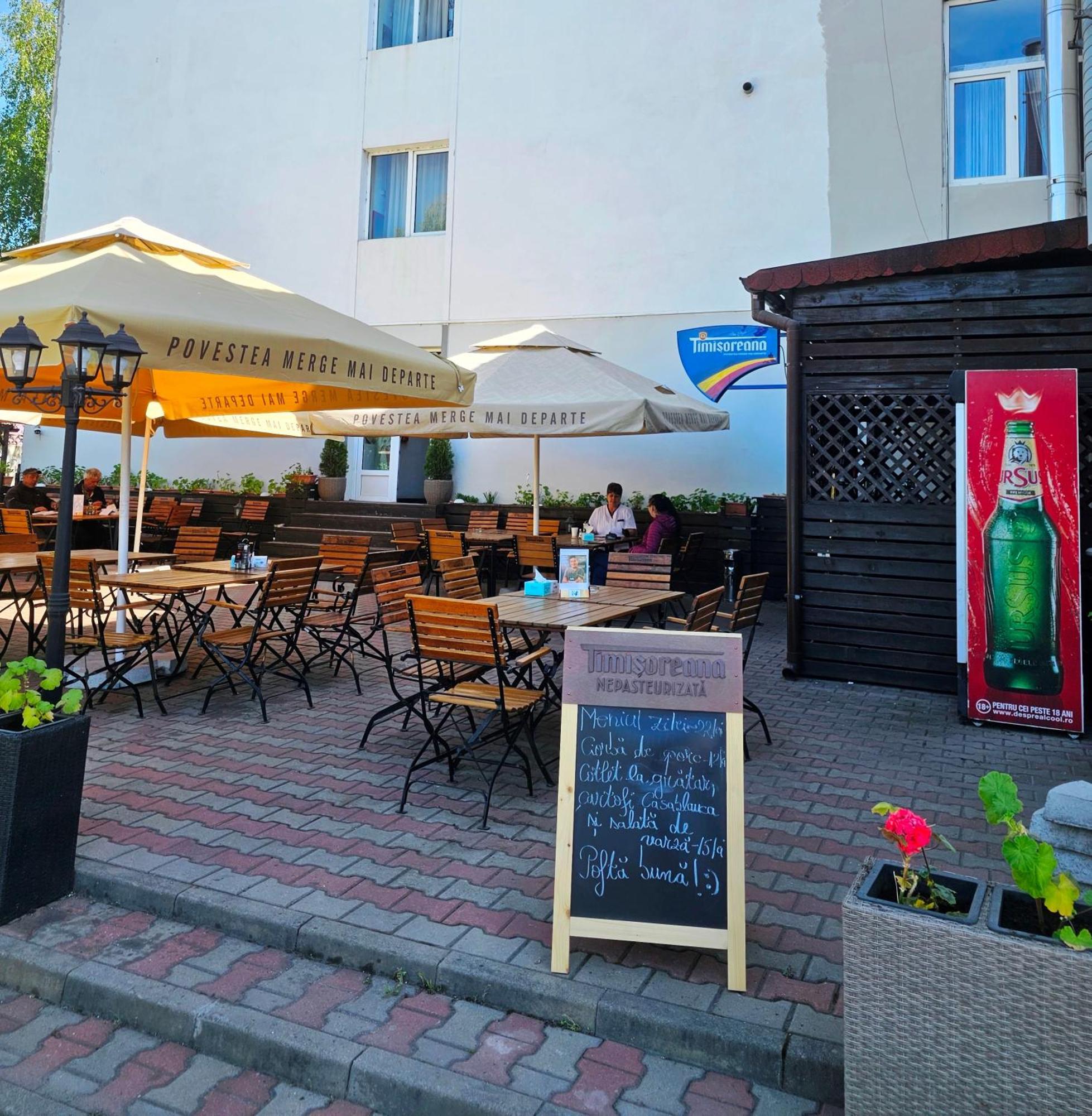 Casablanca Hostel Craiova Kültér fotó